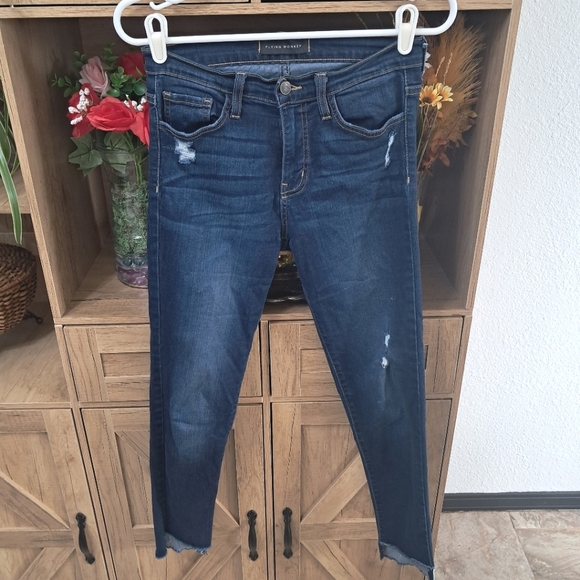 Flying Monkey Sz 27 Distressed Skinny Jeans Raw Hem Pockets Dark Wash Mid Rise - Picture 1 of 13
